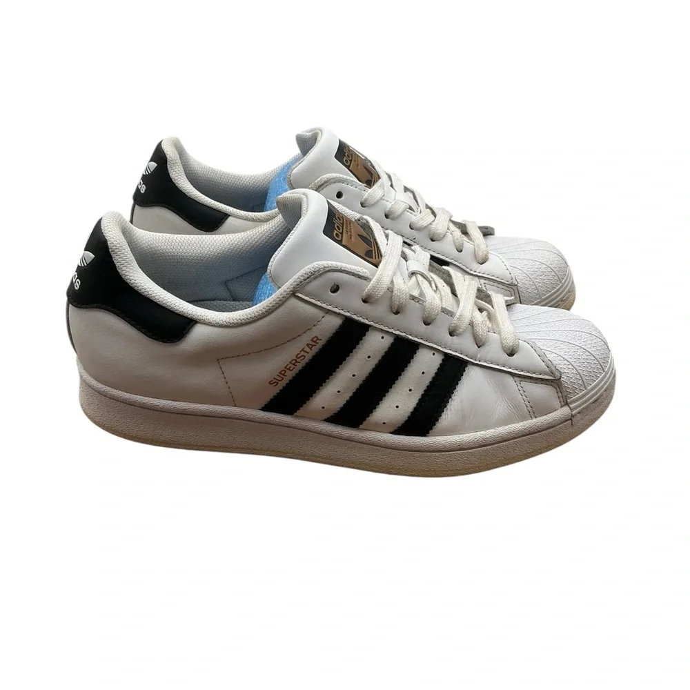 Adidas Classic White‎ and Black Sneakers size 8